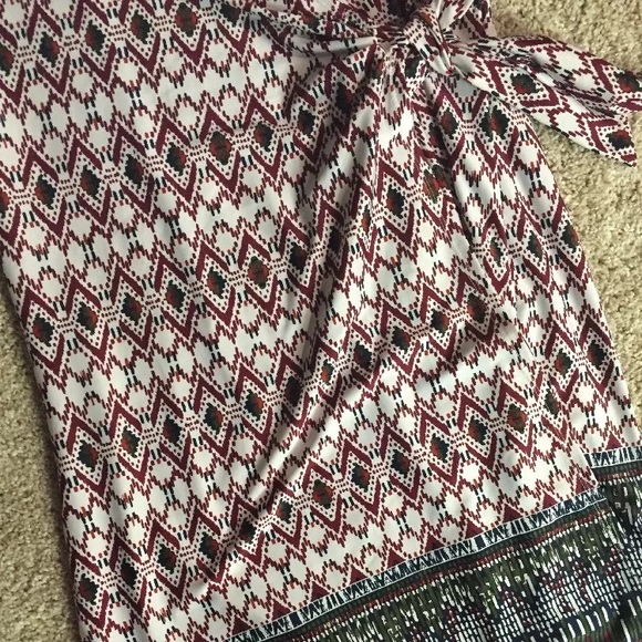 Women's halo printed wrap dress size large - Picture 2 of 4